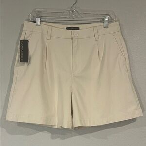 NWT Banana Republic pleat front shorts 5” inseam brushed stretch cotton 10